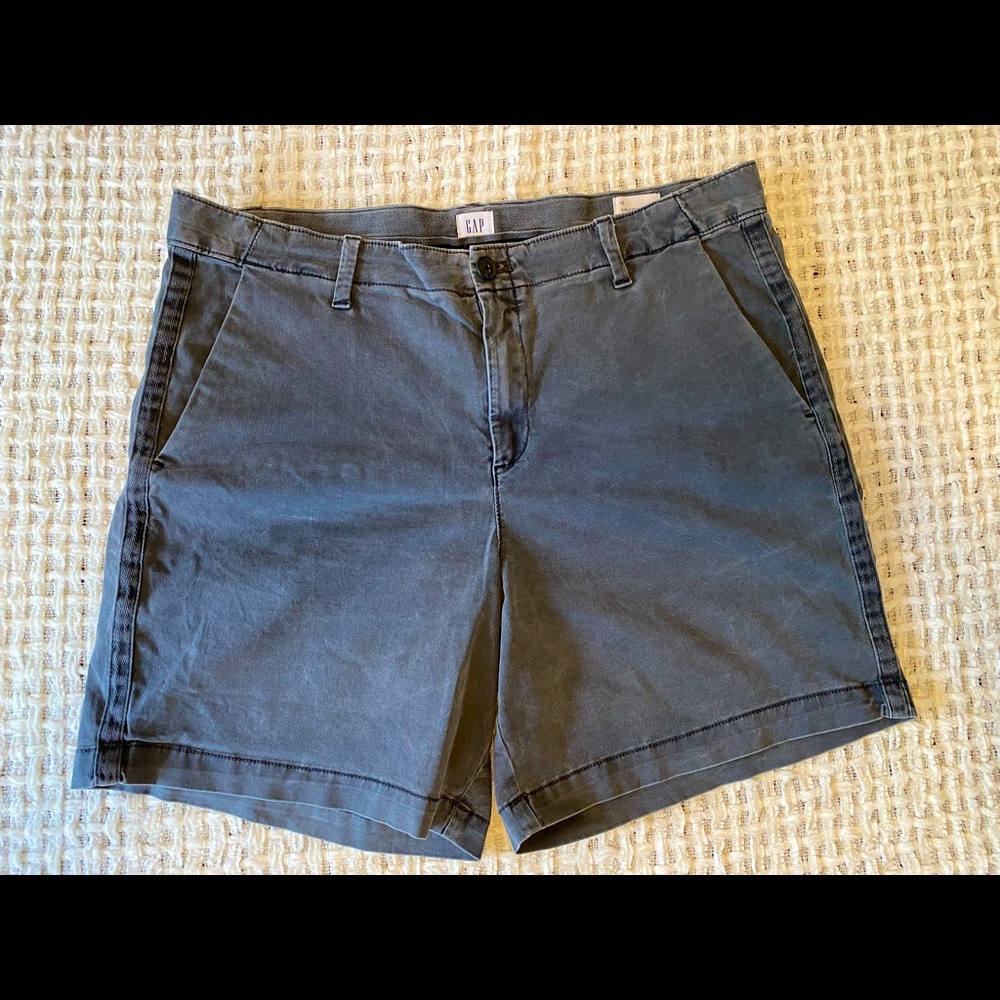 Blue chino GAP shorts - size 12
